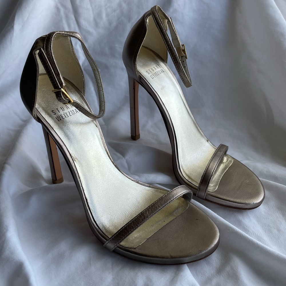 Stuart Weitzman nudistsong strap sandal